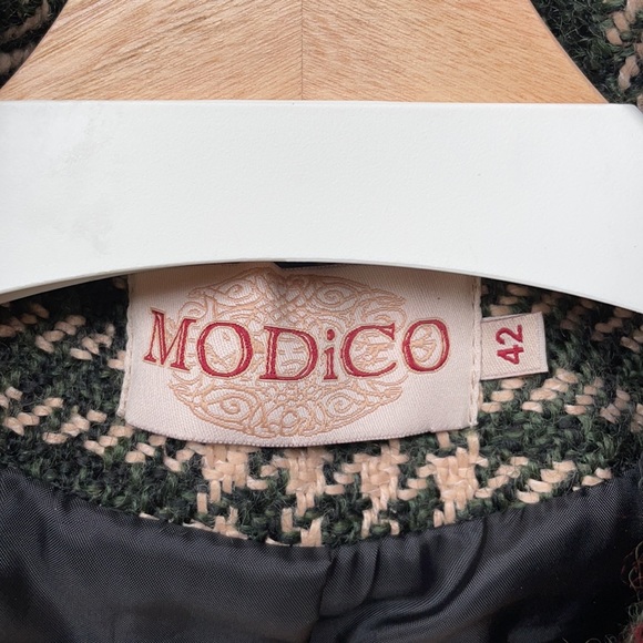 Wool coat - Picture 3 of 5